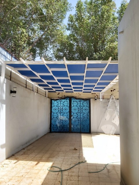 مظلات لكسان في الأحساء