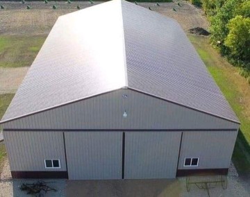 هناجر ومستودعات في الأحساء