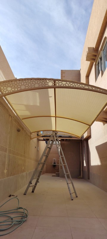 مظلات سيارات