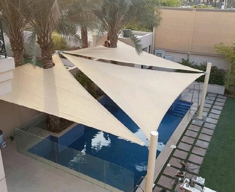 مظلات مسابح في الأحساء