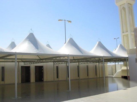 مظلات مدارس آمنة